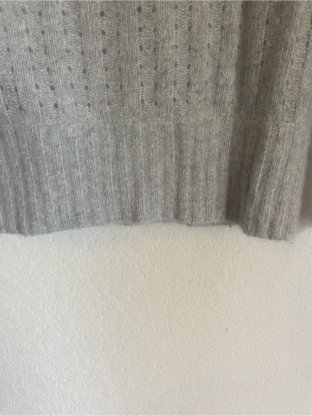 Banana Republic Grey Off-The-Shoulder Cable Knit Sweater - Picture 13 of 14